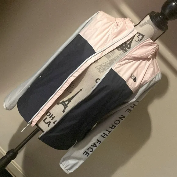 THE NORTH FACE Women’s Windbreaker Navy Blue/Pink/Silver Size Small - Picture 3 of 13